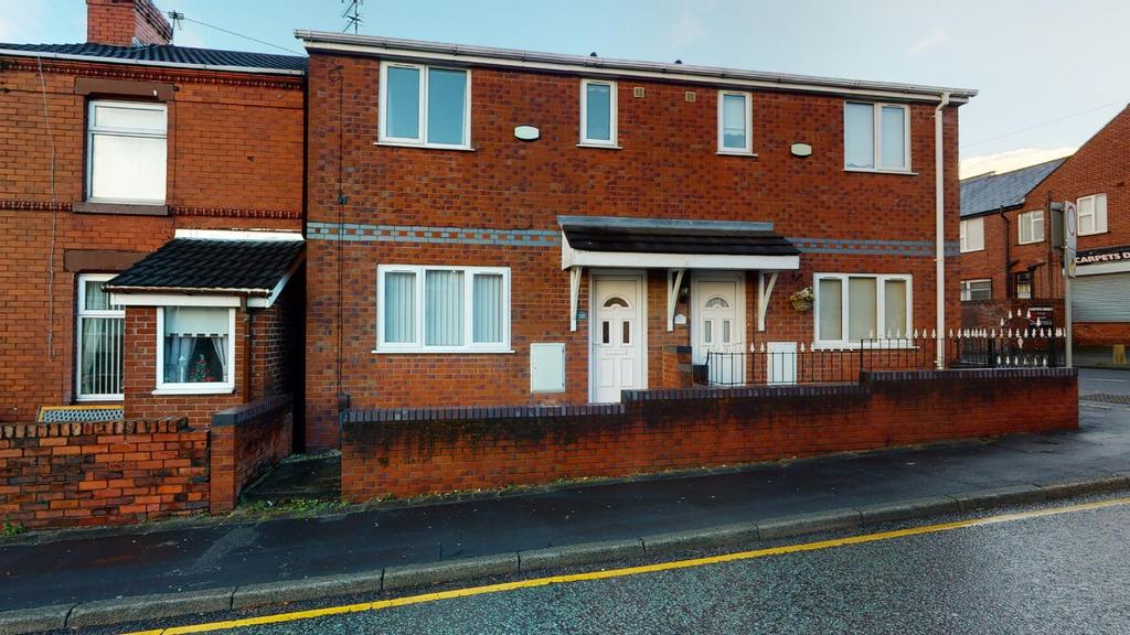 Dunriding Lane, St Helens, WA10 4 2 bed semidetached house £140,000