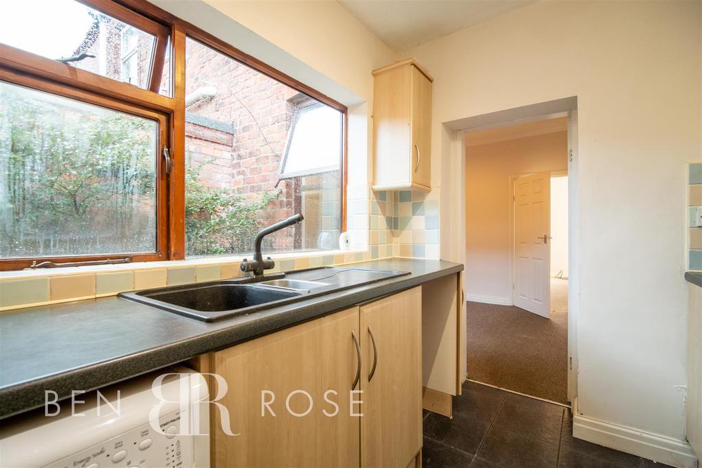 Botany Brow, Chorley 2 bed terraced house £114,995