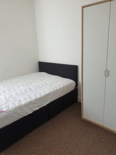 3 bedroom flat to rent, Anson Road, M14 5BZ