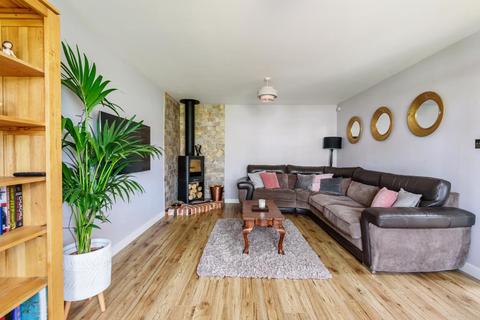 18 Boucher Close, Grove, Wantage, OX12 0NE