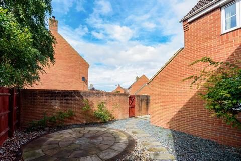 4 bedroom detached house to rent, Swindon,  Wiltshire,  SN25