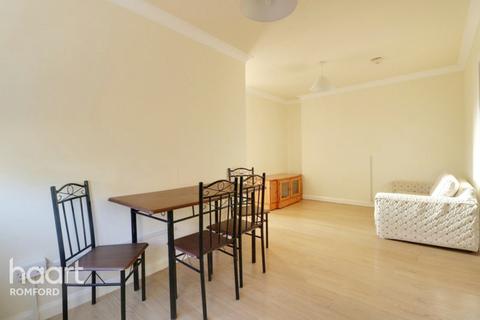 26d Albert Road, Romford, RM1 2PJ