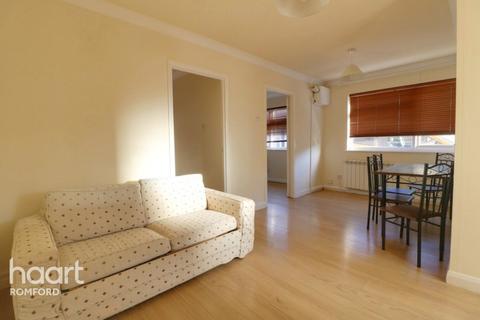 26d Albert Road, Romford, RM1 2PJ