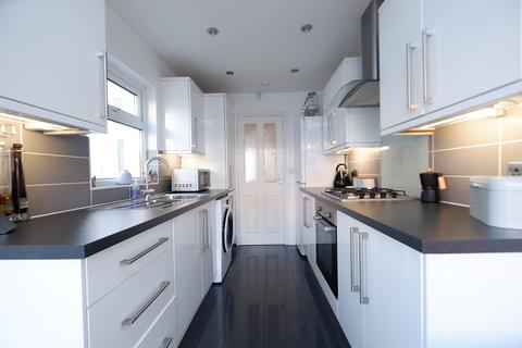 38 Bell Street, Barry, CF62 6JT