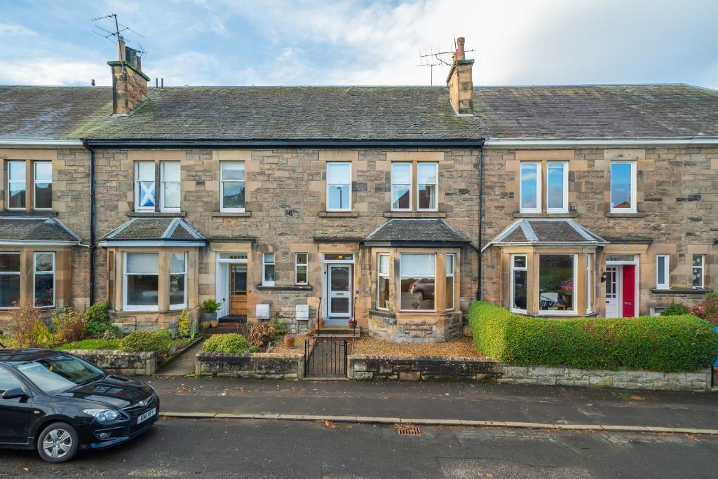 Millar Place, Riverside, Stirling, FK8 1XB 4 bed terraced house £320,000