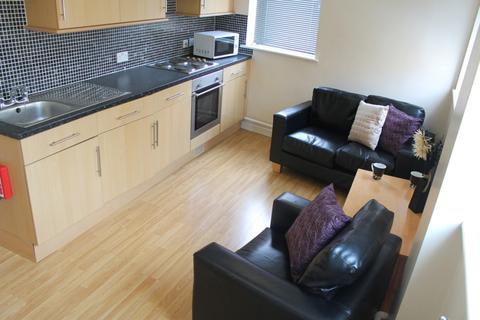 2 bedroom flat to rent, 11 Goldsmith Street Flat 12, Royal House, NOTTINGHAM NG1 5JS