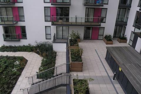 2 bedroom apartment to rent - Conington Road London SE13