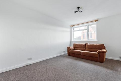 1 bedroom flat for sale - Staines-upon-Thames,  Surrey,  TW18