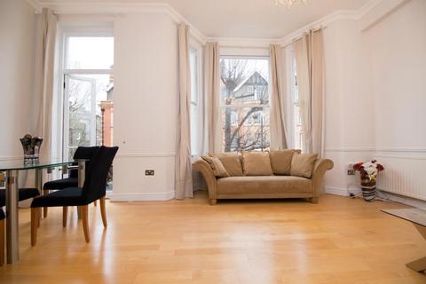 2 bedroom flat to rent, CROMWELL CRESCENT, KENSINGTON, SW5