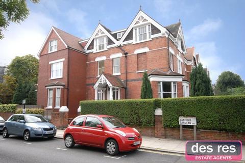 Canfield Gardens, London, London, NW6