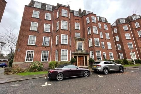 3 bedroom apartment to rent, KENILWORTH COURT