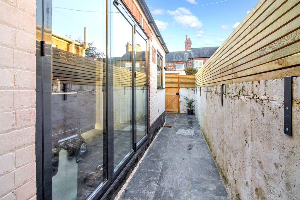 Yard at Side