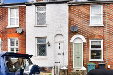 3 bedroom terraced house for sale - Albert Street, Cowes, Isle of Wight