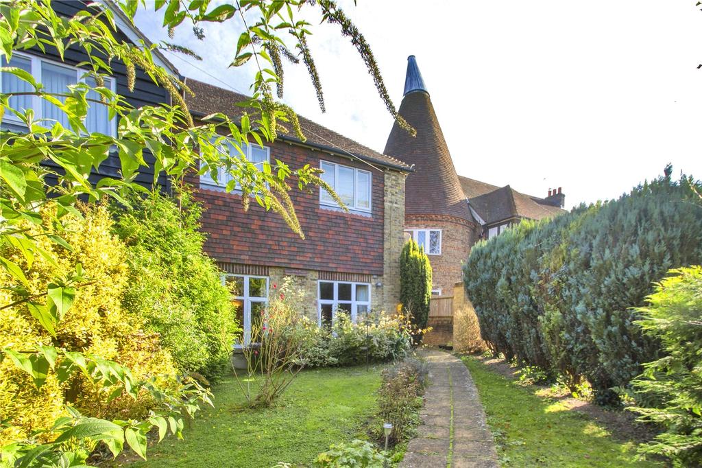 Shoreham Road, Otford, Kent, TN14 2 bed apartment £420,000