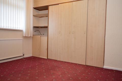 6 Bernice Avenue, Chadderton, Oldham, OL9 8QJ