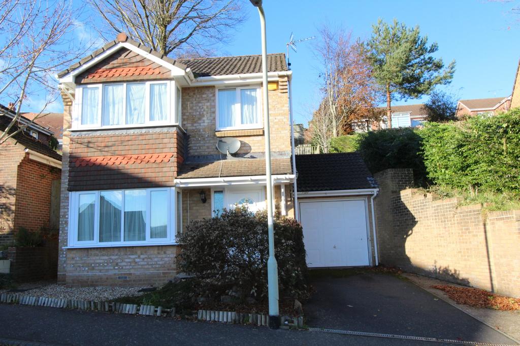 Claremont Field, Ottery St Mary 3 bed detached house £320,000