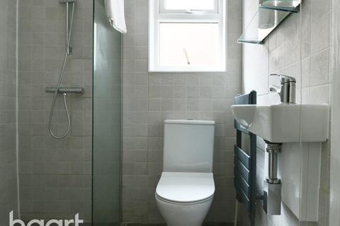 5 Belton Road, London, E11 3JD