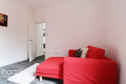 5 Belton Road, London, E11 3JD