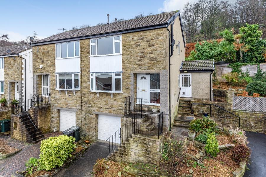 Langley Road, Bingley, BD16 4AB 3 bed semidetached house £250,000