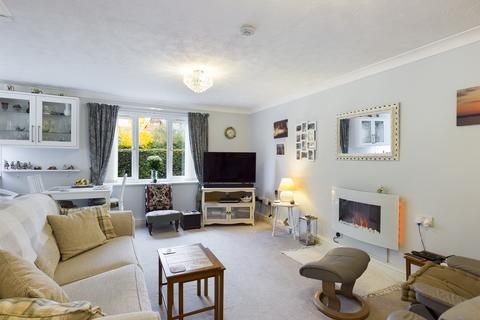 2 bedroom apartment for sale - Cedar House, Round Hill Meadow, Chester CH3 5