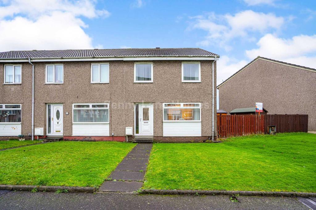 York Way, Renfrew 3 bed end of terrace house £125,000