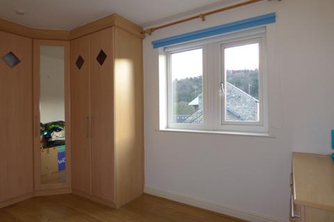 Wren Cottage, 2 Walkmill, Dobcross, Oldham, OL3 5BU