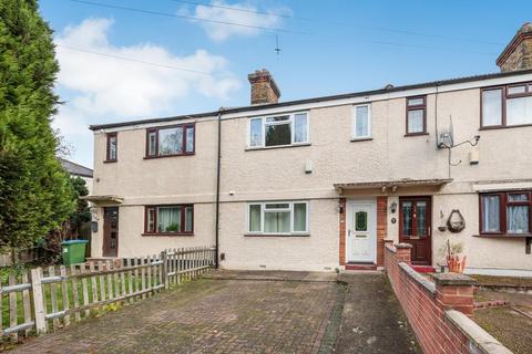 3 bedroom terraced house for sale - McCall Crescent, Charlton SE7