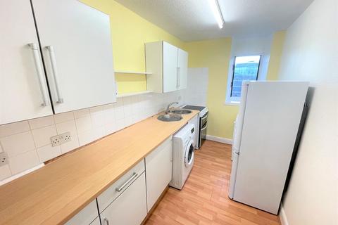 2 bedroom flat to rent - Flat 6, 2 Tullideph Road, Dundee, DD2 2PN