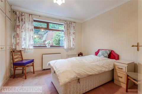 18 Farrowdale Avenue, Shaw, Oldham, OL2 7AE