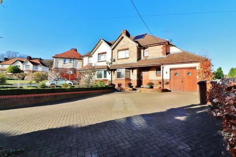 18 Lichfield Crescent, Hopwas, Tamworth, B78 3AJ