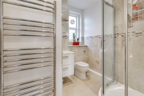 7 Chapter Chambers, London, SW1P 4NR