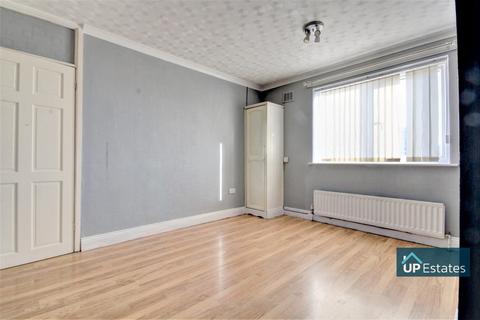 44 Silverdale Close, Coventry, CV2 1PX