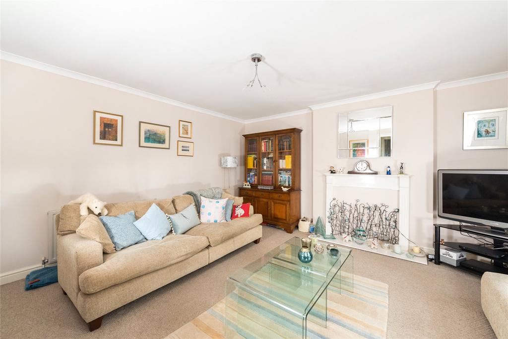 Woodland Way, Woburn Sands, Milton... 3 bed bungalow £750,000