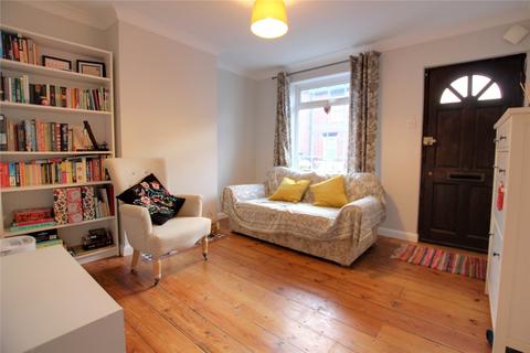 2 bedroom terraced house to rent, Sherman Road, Reading RG1