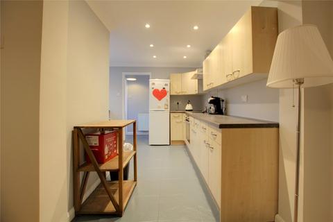 2 bedroom terraced house to rent, Sherman Road, Reading RG1