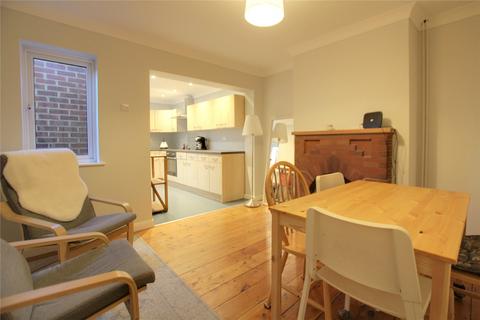 2 bedroom terraced house to rent, Sherman Road, Reading RG1