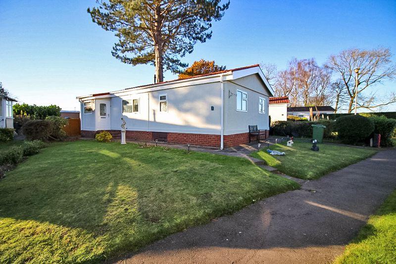 Kingswood Park Home Site, Albrighton 2 bed park home £100,000
