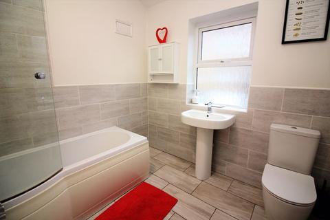 41 Abbey Walk, Halifax, HX3 0AJ