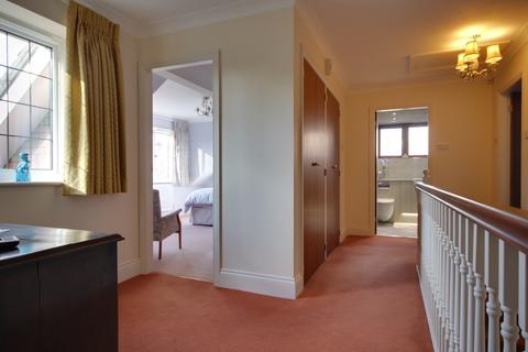 81 New Forest Drive, Brockenhurst, SO42 7QT