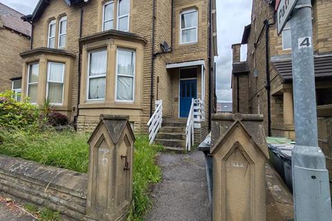 1 bedroom apartment to rent, Wheathouse Road, Huddersfield