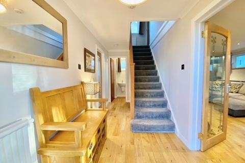 58 Bathurst Drive, Ayr, KA7 4UA