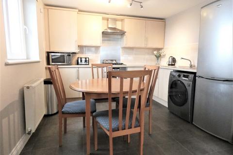 2 bedroom flat to rent, Brunswick Road, Brunswick, Edinburgh, EH7