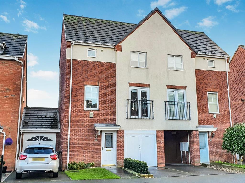Welland Road, Hilton, Derby 3 bed semidetached house £209,950