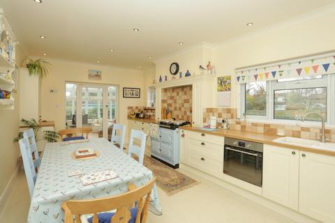 100 Beltinge Road, Herne Bay, CT6 6HL