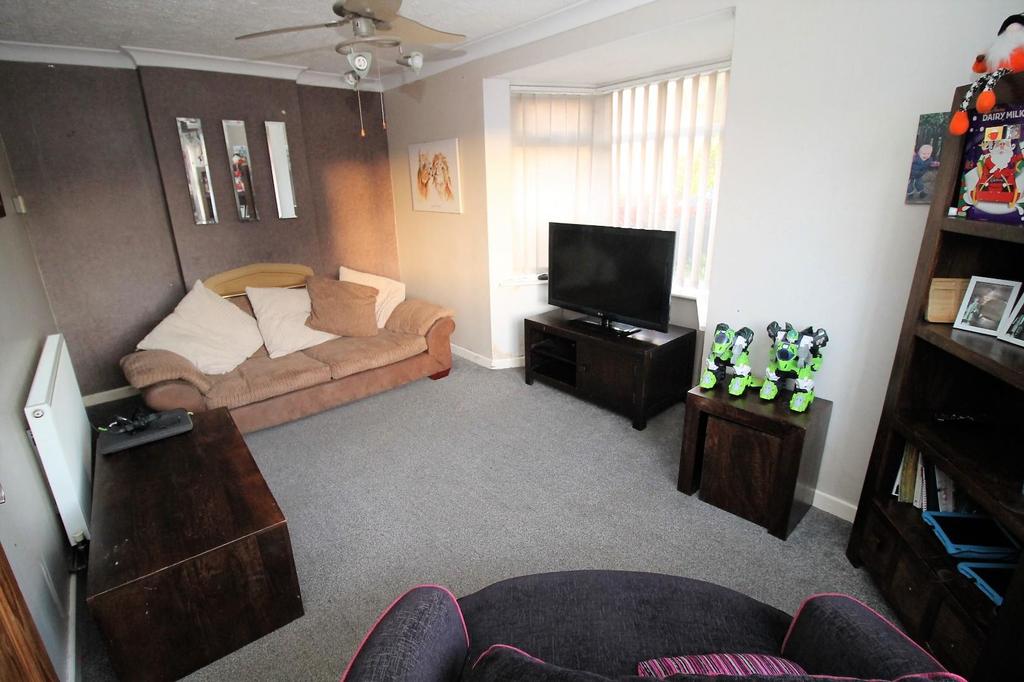 Weardale Crescent, Billingham 3 bed end of terrace house £100,000