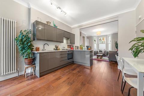 40 Spenser Road, London, SE24 0NR