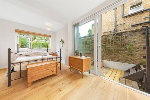 40 Spenser Road, London, SE24 0NR