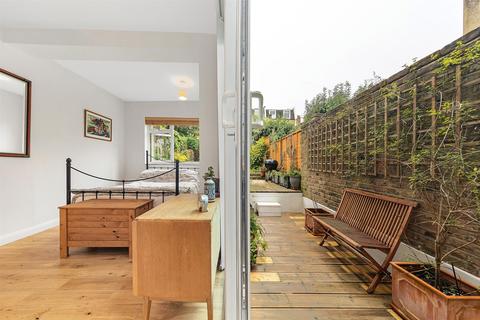 40 Spenser Road, London, SE24 0NR