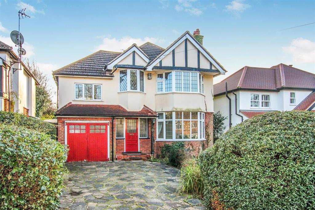 Mount Crescent, Warley, Brentwood 4 bed detached house £925,000