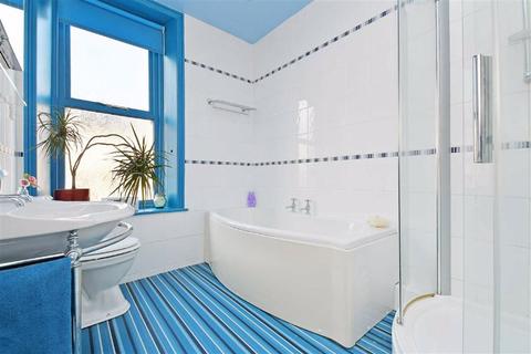 67 Harcourt Road, Sheffield, S10 1DH